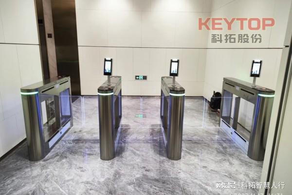 福建漳州人臉識(shí)別門(mén)禁系統(tǒng)、人行通道 擺閘翼閘三輥閘廠家(圖3)