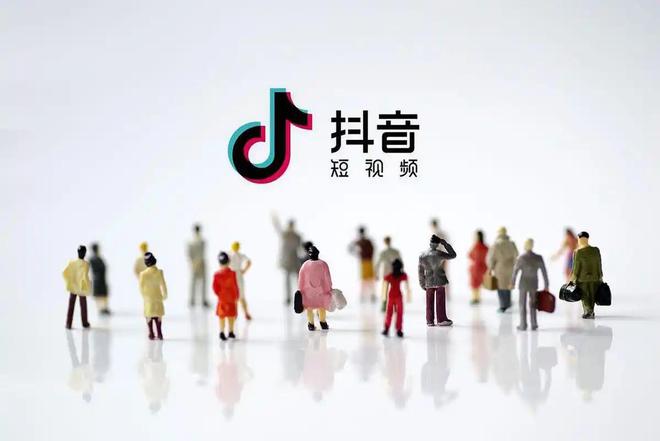 吳謙大校警告：人民如果長(zhǎng)期歌舞升平、娛樂(lè)至死離危亡就不遠(yuǎn)了(圖8)