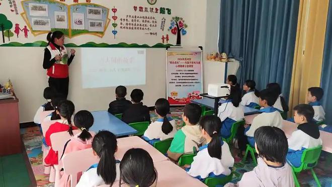 吳謙大校警告：人民如果長(zhǎng)期歌舞升平、娛樂(lè)至死離危亡就不遠(yuǎn)了(圖18)